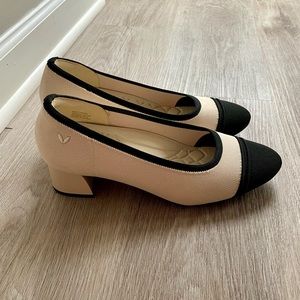 Vivaia Heels
